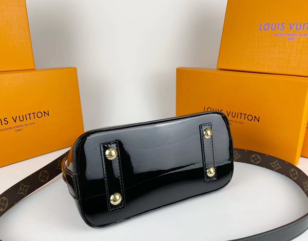 ルイヴィトンバッグ素材ディテール